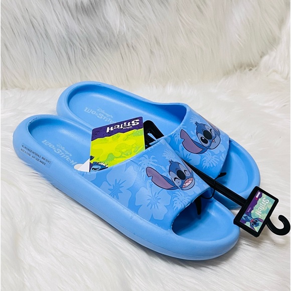 Disney‎ Stitch Sandals - Picture 3 of 4